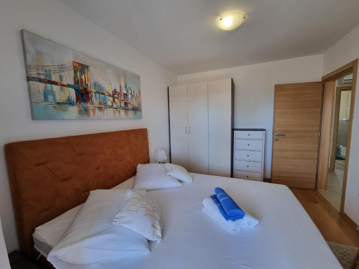 Apartman Marija Biograd Na Moru Bagian luar foto