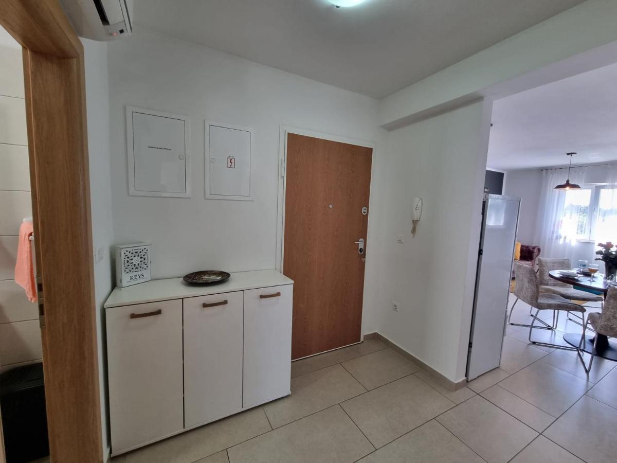 Apartman Marija Biograd Na Moru Bagian luar foto